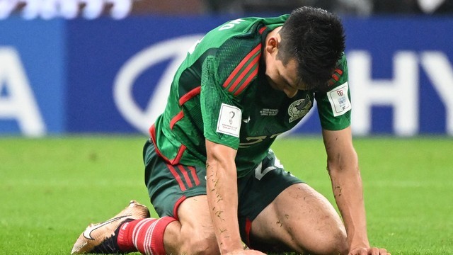COPA DO MUNDO DE 2022. PRIMEIRA FASE. GRUPO C. TERCEIRA RODADA. ÚLTIMA RODADA. ARGENTINA. CLASSIFICADA. 6 PONTOS. PRIMEIRO COLOCADO. POLÔNIA. SEGUNDO COLOCADA. CLASSIFICADA. 1 VITÓRIA E 0 GOL DE SALDO. MÉXICO. TERCEIRO COLOCADO. ELIMINADO. 4 PONTOS. 1 VITÓRIA E -1 GOL DE SALDO. ARÁBIA SAUDITA. QUARTO COLOCADO. 3 PONTOS. ELIMINADO.