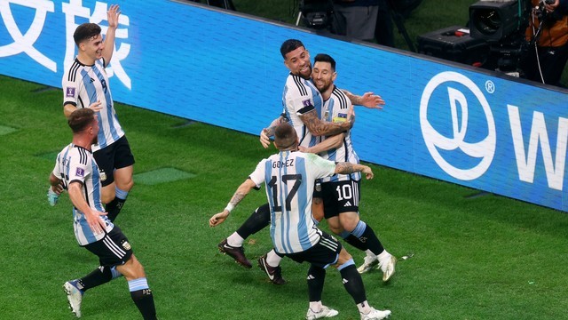 COPA DO MUNDO DE 2022. OITAVAS DE FINAL. PARTIDA ÚNICA. JOGO ÚNICO. ARGENTINA. CLASSIFICADA. AUSTRÁLIA. ELIMINADA. QUARTAS DE FINAL. PARTIDA ÚNICA. JOGO ÚNICO. HOLANDA. ARGENTINA.