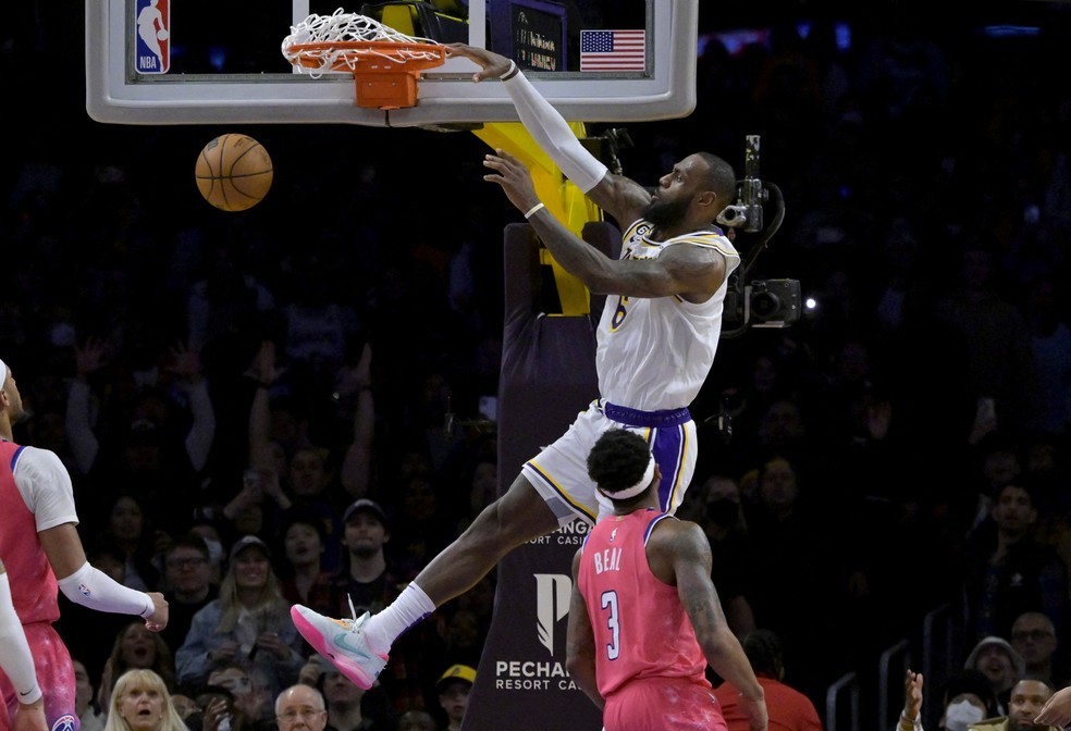 RECORDE. NBA. NATIONAL BASKETBALL ASSOCIATION. BASQUETE NACIONAL AMERICANO.