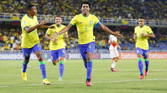SUL-AMERICANO SUB-20 DE 2023. PRIEMIRA FASE. PRIMEIRA RODADA. BRASIL. PERU. GRUPO A.