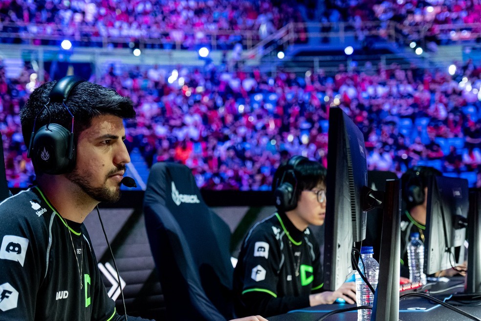 E-SPORTS.