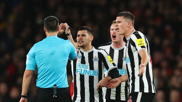 CAMPEOANTO INGLÊS. PREMIER LEAGUE. PRIMEIRA FASE. DÉCIMA NONA RODADA. ARSENAL. INGLATERRA. NEWCASTLE. INGLATERRA.