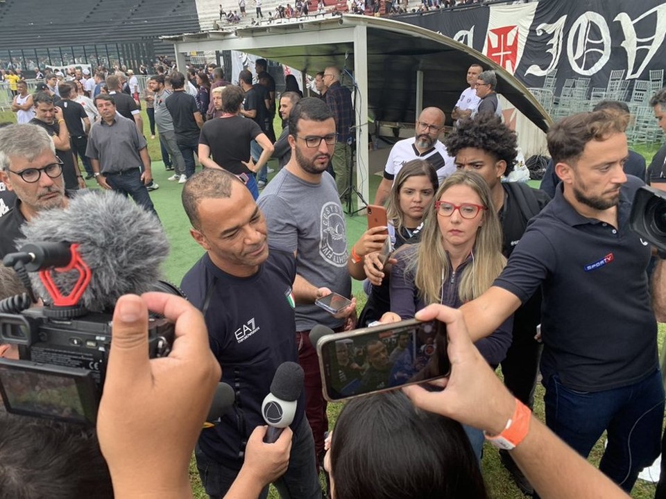 VELÓRIO DE ROBERTO DINAMITE.