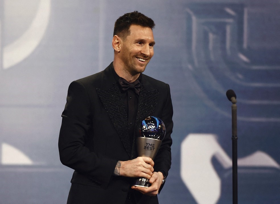 MESSI. SETE VEZES MELHOR DO MUNDO.