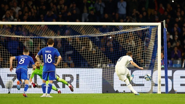 ELIMINATÓRIAS DA EUROCOPA DE 2024. PRIMEIRA FASE. PRIMEIRA RODADA. GRUPO C. INGLATERRA. ITÁLIA.