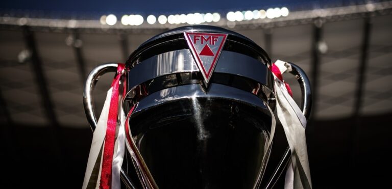 CAMPEONATO MINEIRO DE 2023. SEMIFINAL. JOGOS DE IDA E VOLTA. PRIMEIRA PARTIDA. SEGUNDA PARTIDA.ATLÉTICO-MG. ATHLETIC-MG. CRUZEIRO-MG. AMÉRICA-MG. TROFÉU INCONFIDÊNCIA. SEMIFINAL. JOGOS DE IDA E VOLTA. PRIMEIRA PARTIDA. SEGUNDA PARTIDA. TOMBENSE-MG. POUSO ALEGRE-MG. DEMOCRATA DE GOVERNADOR VALADARES-MG. VILLA NOVA-MG. IPATINGA-MG. ENCERRAMENTO DA TEMPORADA 2023. REPESACAGEM CONTRA O REBAIXAMENTO. CALDENSE-MG. PATROCINENSE-MG. DEMOCRATA DE SETE LAGOAS-MG. TRIANGULAR DO REBAIXAMENTO. TURNO E RETURNO.