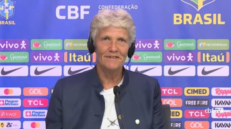 PIA SUNDHAGE. TÉCNICA DA SELEÇÃO BRASILEIRA DE FUTEBOL. CBF. CONFEDERAÇÃO BRASILEIRA DE FUTEBOL.