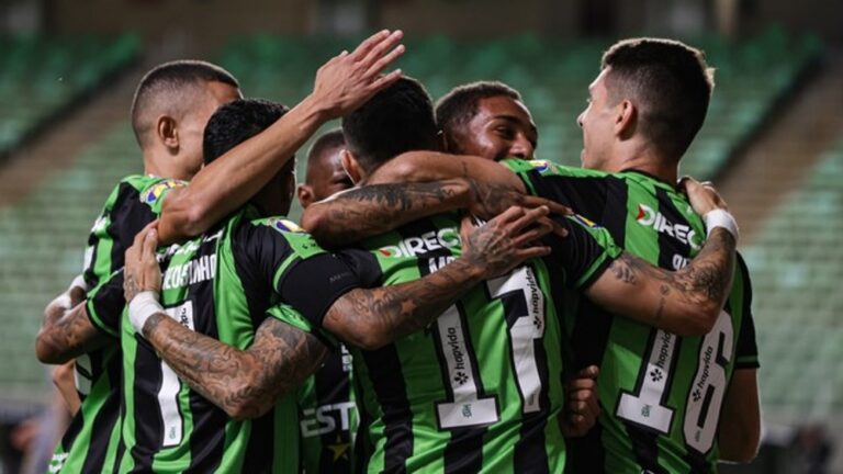 COPA SUL-AMERICANA DE 2023. FASE DE GRUPOS. PRIMEIRA RODADA. AMÉRICA-MG. BRASIL. PEÑAROL. URUGUAI. GRUPO F.