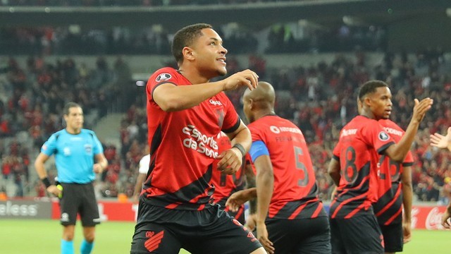 TAÇA LIBERTADORES DA AMÉRICA DE 2023. FASE DE GRUPOS. GRUPO G. SEGUNDA RODADA. ATHLETICO-PR. BRASIL. ATLÉTICO-MG. BRASIL.