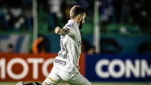 COPA SUL-AMERICANA DE 2023. FASE DE GRUPOS. GRUPO E. PRIMEIRA RODADA. BLOOMONG. BOLÍVIA. SANTOS-SP. BRASIL.