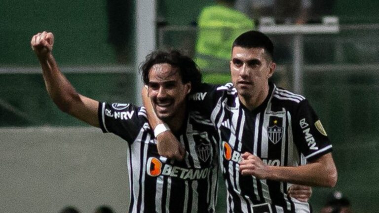 TAÇA LIBERTADORES DA AMÉRICA DE 2023. FASE DE GRUPOS. GRUPO G. TERCEIRA RODADA. ATLÉTICO-MG. ALIANZA LIMA. PERU.