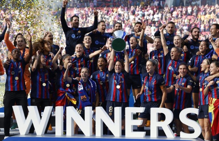 LIGA DOS CAMPEÕES DA EUROPA FEMININA. TEMPORADA 2022/2023. FINAL. JOGO CHAMPIONS FEMININA. JOGO ÚNICO. PARTIDA ÚNICA. PHILIP STATION. EINDHOVEN. HOLANDA. BARCELONA. ESPANHA. CAMPEÃ. BICAMPEÃ. 2020/2021. 2022/2023. WOLFSBURG. ALEMANHA. VICE-CAMPEÃO.
