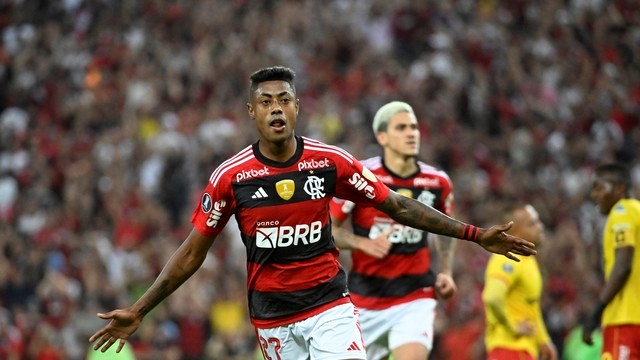 TAÇA LIBERTADORES DA AMÉRICA DE 2023. FASE DE GRUPOS. GRUPO A. SEXTA RODADA. RACING. ARGENTINA. PRIMEIRO LUGAR. 13 PONTOS. CLASSIFICADO PARA AS OITAVAS DE FINAL DA TAÇA LIBERTADORES DA AMÉRICA. FLAMENGO-RJ. BRASIL. SEGUNDO LUGAR. 11 PONTOS. CLASSIFICADO PARA AS OITAVAS DE FINAL DA TAÇA LIBERTADORES DA AMÉRICA. ÑUBLENSE. CHILE. TERCEIRO LUGAR. 5 PONTOS. CLASSIFICADO PARA A FASE ELIMINATÓRIA DA COPA SUL-AMERICANA. AUCAS. EQUADOR. 4 PONTOS. ELIMINADO. QUARTO LUGAR.