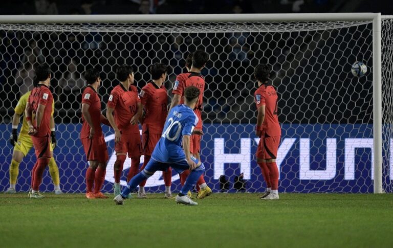 COPA DO MUNDO SUB-20 D E2023. SEMIFINAL. JOGO ÚNICO. PARTIDA ÚNICA. ITÁLIA. CLASSIFICADA. COREIA DO SUL. ELIMINADA. DECISÃO DO TERCEIRO LUGAR. QUARTO LUGAR. JOGO ÚNICO. PARTIDA ÚNICA.ISRAEL. COREIA DO SUL. FINL. JOGO ÚNICO. PARTIDA ÚNICA. ITÁLIA. URUGUAI.