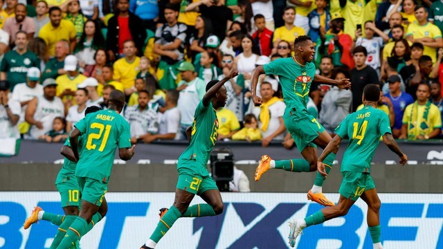 AMISTOSO INTERNACIONAL. BRASIL. SENEGAL.