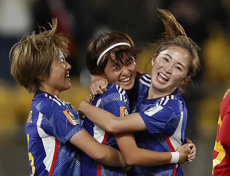 COPA DO MUNDO DE FUTEBOL FEMININO DE 2023. PRIMEIRA FASE. FASE DE GRUPOS. GRUPO C. TERCEIRA RODADA. JAPÃO. PRIMEIRO COLOCADO. CLASSIFICADO. 9 PONTOS. ESPANHA. SEGUNDA COLOCADA. CLASSIFICADA. 6 PONTOS. ZÂMBIA. TERCEIRA COLOCADA. ELIMINADA. 3 PONTOS. COSTA RICA. QUARTA COLOCADA. ELIMINADA. 0 PONTO.