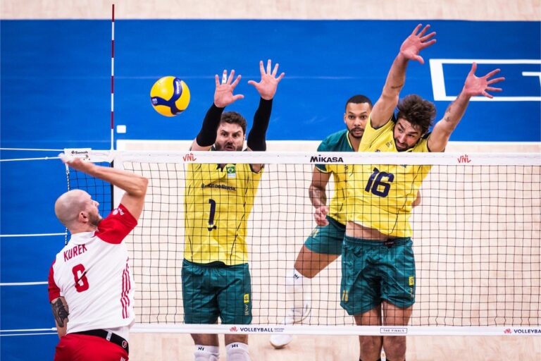 LIGA DAS NAÇÕES de 2023. MASCULINO. VÔLEI. POLÔNIA. CLASSIFICADA. BRASIL. ELIMINADO. QUARTAS DE FINAL. JOGO ÚNICO. SEMIFINAL. JAPÃO. POLÔNIA. ESTADOS UNIDOS. ITÁLIA.