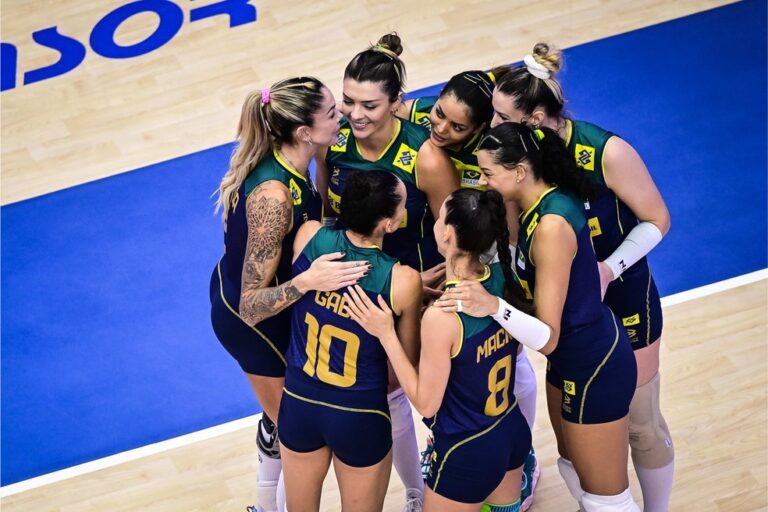 LIGA DAS NAÇÕES DE VÔLEI FEMININO DE 2023. FASE PRELIMINAR. DÉCIMA SEGUNDA RODADA. BRASIL. TAILÂNDIA.
