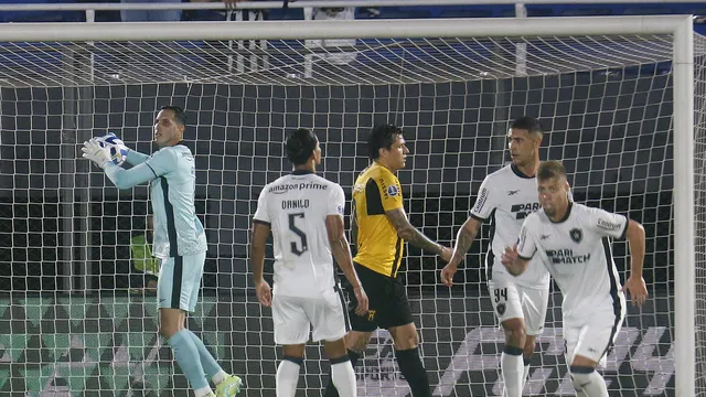 COPA SUL-AMERICANA DE 2023. OITAVAS DE FINAL. JOGO DE VOLTA. BOTAFOGO-RJ. BRASIL. CLASSIFICADO. GURANÍ. PARAGUAI. ELIMINADO. QUARTAS DE FINAL. JOGO DE IDA. JOGO DE VOLTA. PRIMEIRA PARTIDA. SEGUNDA PARTIDA. BOTAFOGO-RJ. BRASIL. DEFENSA Y JUSTICIA. ARGENTINA.