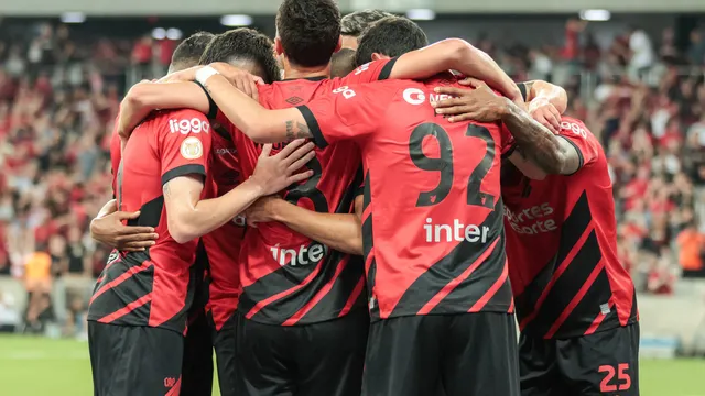 CAMPEONATO BRASILEIRO DA SÉRIE A DE 2023. PRIMEIRA FASE. VIGÉSIMA QUARTA RODADA. ATHLETICO-PR. INTERNACIONAL-RS.