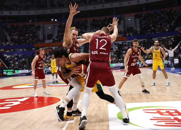 COPA DO MUNDO DE BASQUETE DE 2023. SEGUNDA FASE. SEGUNDA RODADA. GRUPO L. LETÔNIA. CLASSIFICADA. BRASIL. ELIMINADO.