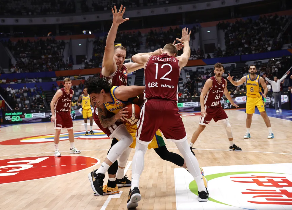 COPA DO MUNDO DE BASQUETE DE 2023. SEGUNDA FASE. SEGUNDA RODADA. GRUPO L. LETÔNIA. CLASSIFICADA. BRASIL. ELIMINADO.