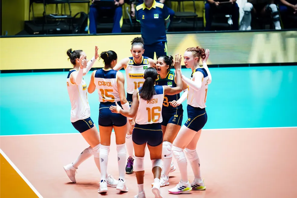 PRÉ-OLÍMPICO DE VÔLEI FEMININO. JAPÃO. GRUPO B. TERCEIRA RODADA. BRASIL. BULGÁRIA.