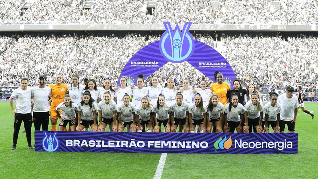 CAMPEONATO BRASILEIRO DE FUTEBOL FEMININO DA SÉRIE A1 D E2023. CORINTHIANS-SP. CAMPEÃO. PENTACAMPEÃO. 2018. 2020. 2021. 2022. 2023. FERROVIÁRIA-SP. VICE-CAMPEÃ.