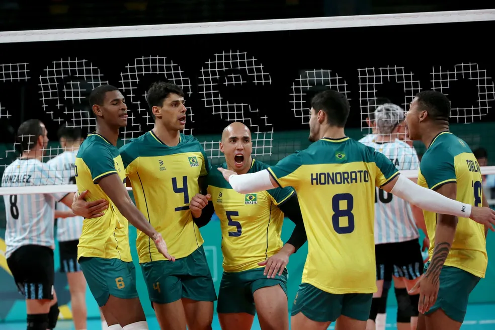 MEDALHA DE OURO. VÔLEI MASCULINO. FINAL. PARTIDA ÚNICA. JOGO ÚNICO. BRASIL. CAMPEÃO. MEDALHA DE OURO. ARGENTINA. VICE-CAMPEÃO. MEDALHA DE PRATA. COLÔMBIA. TERCEIRO LUGAR. MEDALHA DE BRONZE.