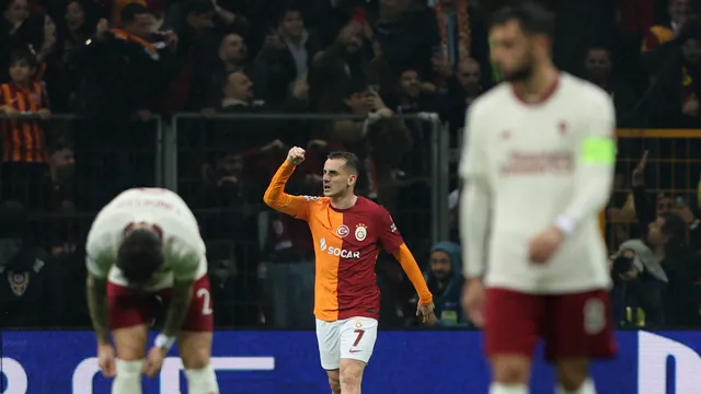 LIGA DOS CAMPEÕE SDA EUROPA. TEMPORADA 2023.2024. FASE DE GRUPOS. GRUPO A. QUINTA RODADA. MANCHESTER UNITED. INGLATERRA. GALATASARAY. TURQUIA.