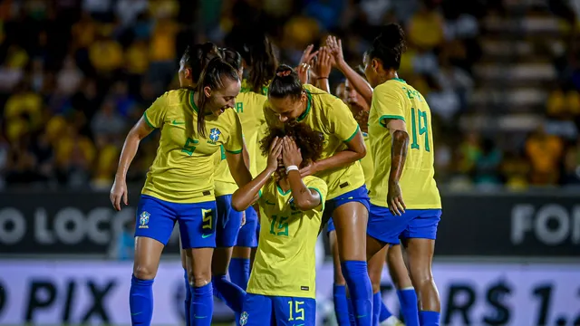 AMISTOSO INTERNACIONAL DE FUTEBOL FEMININO. BRASIL. NICARÁGUA.
