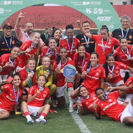 BRASIL LAIDES CUP DE 2023. FINAL. JOGO ÚNICO. PARTIDA ÚNICA. INTERNACIOANL-RS. BRASIL. CAMPEÃO. SANTOS-SP. BRASIL. VICE-CAMPEÃO.