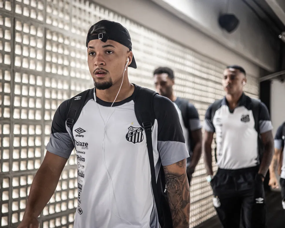 MARCOS LEONARDO. SANTOS FUTEBOL CLUBE-SP. BRASIL. BENFICA. PORTUGAL.