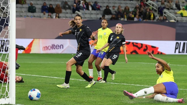 COPA OURO DE FUTEBOL FEMININO DE 2024. CONCACAF. CONFEDERAÇÃO DE FUTEBOL DA AMÉRICA DO NORTE, CENTRAL E CARIBE. PRIMEIRA FASE. GRUPO B. BRASIL. PORTO RICO. PANAMÁ. COLÔMBIA. PRIMEIRA RODADA.