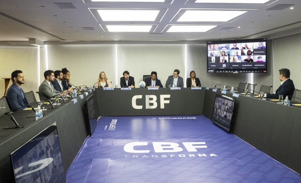 CAMPEONATO BRASILEIROD E FUTEBOL FEMININO DE 202 SÉRIE A1. VAR. QUARTAS DE FINAL. INVESTIMENTO.