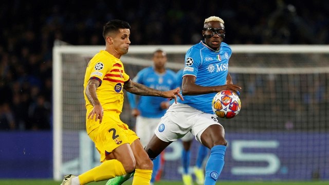 LIGA DOS CAMPEÕES DA EUROPA. TEMPORADA 2023.2024. JOGO DE IDA. PRIMEIRA PARTIDA. PARTIDA DE IDA. NAPOLI. ITÁLIA. BARCELONA. ESPANHA.