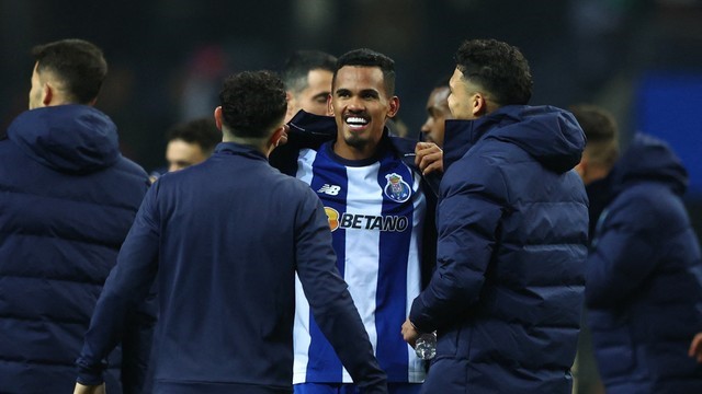 LIGA DOS CAMPEÕES DA EUROPA. TEMPORADA 2023.2024. OITAVAS DE FINAL. JOGO DE IDA. PRIMEIRA PARTIDA. PARTIDA DE IDA. PORTO. PORTUGAL. ARSENAL. INGLATERRA.