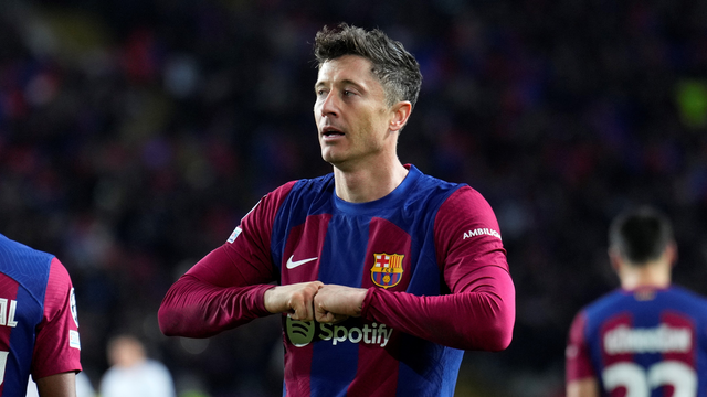 LIGA DOS CAMPEÕES DA EUROPA. TEMPORADA 2023. 2024. CHAMPIONS LEAGUE. OITAVAS DE FINAL. JOGO DE VOLTA. SEGUNDA PARTIDA. BARCELONA. ESPANHA. CLASSIFICADA. NAPOLI. ITÁLIA. ELIMINADO.