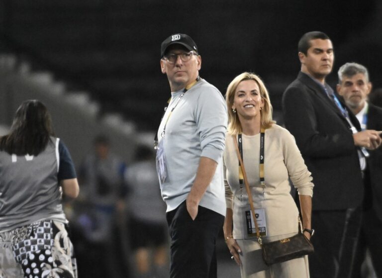BOTAFOGO-RJ. DENÚNCIA DE JOHN TEXTOR. CBF. CONFEDERAÇÃO BRASILEIRA DE FUTEBOL. STJD. SUPERIOR TRIBUNAL DE JUSTIÇA DESPORTIVA.