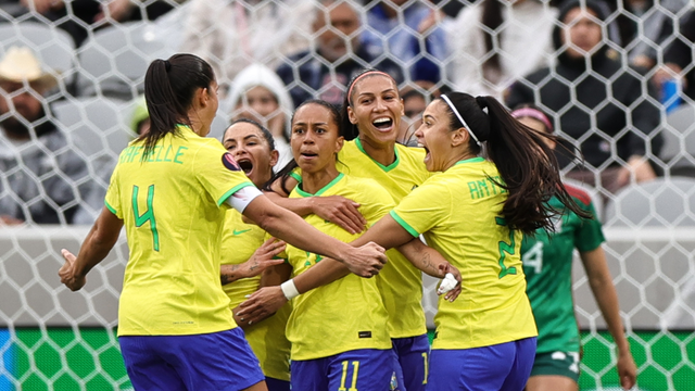 COPA OURO DE FUTEBOL FEMININO DA CONCACAF. CONFEDERAÇÃO DE FUTEBOL DA AMÉRICA DO NORTE. AMÉRICA DO NORTE E DO CARIBE. SEMIFINAL. JOGO ÚNICO. PARTIDA ÚNICA. BRASIL. CLASSIFICADO. MÉXICO. ELIMINADO. FINAL. BRASIL. CONTRA. ESTADOS UNIDOS OU CANADÁ. JOGO ÚNICO. PARTIDA ÚNICA.