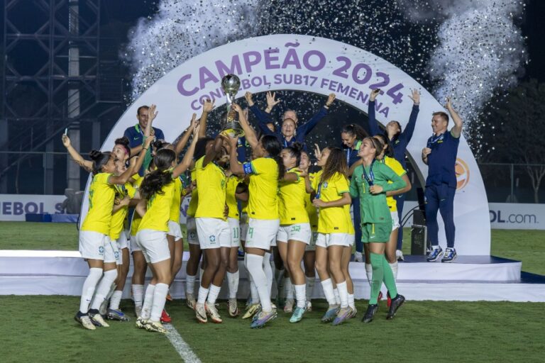 SUL-AMERICANO SUB-17 DE FUTBOL FEMININO DE 2024. CONMEBOL. CONFEDERAÇÃO SUL-AMERICANA DE FUTEBOL. QUADRANGULAR FINAL. TERCEIRA RODADA. BRASIL. CLASSIFICADO PARA A COPA DO MUNDOD E FUTEBOL FEMININO SUB-17 DE 2024. PARAGUAI. ELIMINADO. PENTACAMPEONATO DO SUL-AMERICANO. 2010. 2012. 2018. 2022. 2024. COLÔMBIA. CLASSIFICADA. EQUADOR. CLASSIFICADO.