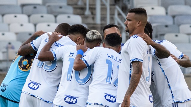CAMPEONATO BRASILEIRO DA SÉRIE A DE 2024. PRIMEIRA FASE. QUARTA RODADA. CRUZEIRO-MG. VITÓRIA-BA.