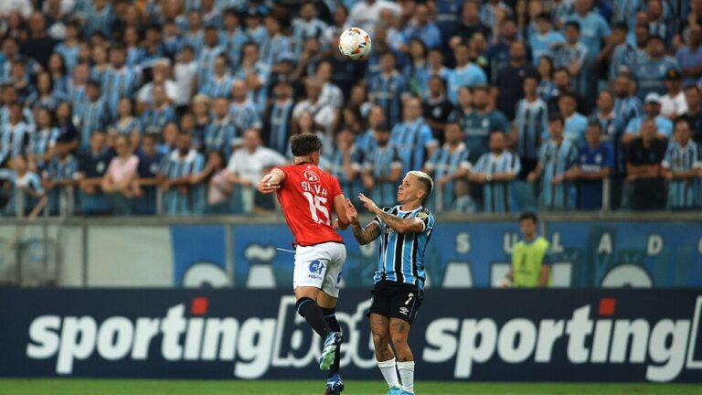 TAÇA LIBERTADORES DA AMÉRICA DE 2024. FASE DE GRUPOS. GRUPO C. SEGUNDA RODADA. GRÊMIO-RS. BRASIL. HUACHIPATO. CHILE.