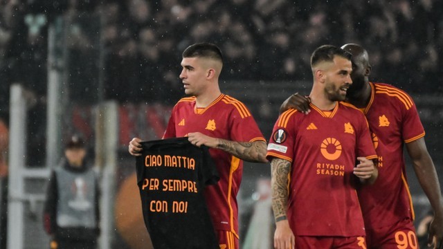 LIFA EUROPA. TEMPORADA 2023.2024. QUARTAS DE FINAL. JOGO DE VOLTA. SEGUNDA PARTIDA. ROMA.ITÁLIA. CLASSIFICADO. MILAN. ITÁLIA. ELIMINADO. SEMIIFINAL. JOGO DE IDA. JOGO DE VOLTA. PRIMEIRA APRTIDA. SEGUNDA PARTIDA. ROMA. ITÁLIIA. BAYER LEVERSEN. ALEMANHA.