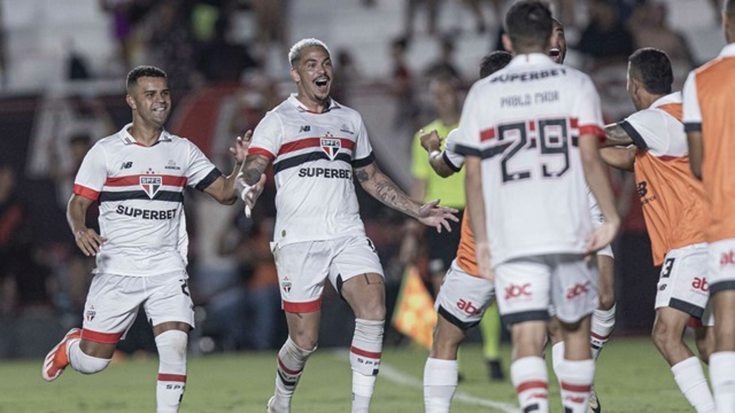CAMEONATO BRASILEIRO DA SÉRIE A DE 2024. PRIMEIRA FASE. TERCEIIRA RODADA. ATÉTICO-GO. SÃO PAULO-SP.