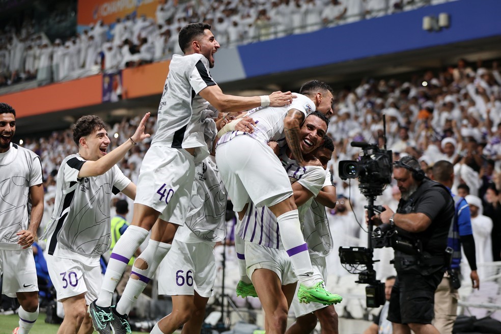 CHAMPIONS LEAGUE DA ÁSIA. LIGA DOS CAMPEÕES DA EUROPA. FINAL. JOGO DE VOLTA. SEGUNDA PARTIDA. AL AIN. EMIRADOS ÁRABES UNIDOS. CAMPEÃO. BICAMPEÃO. 2003. 2023/2024. YOKOHAMA MARINOS. JAPÃO. VICE-CAMPEÃO.