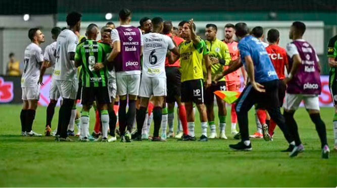 CAMPEONATO BRASILEIRO DA SÉRIE B DE 2024. SÉTIMA RODADA. PRIMEIRA FASE. AMÉRICA-MG. SANTOS-SP.