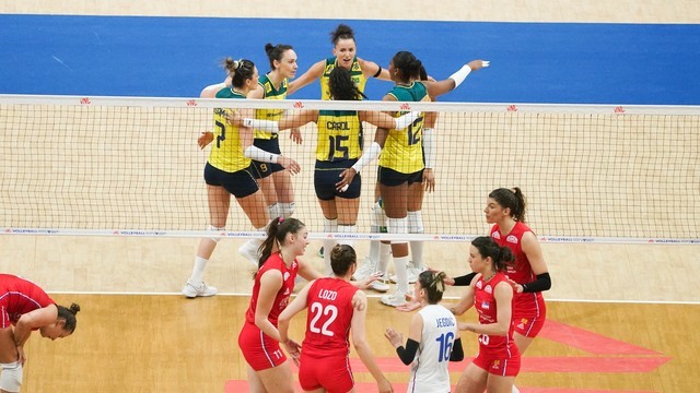 LIGA DAS NAÇÕES. VÔLEI FEMININO. BRASIL. SÉRVIA. QUARTA RODADA.