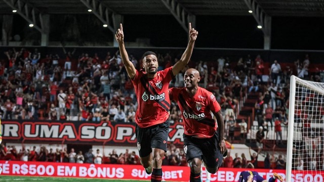 COPA DO BRASIL DE 2024. TERCEIRA FASE. JOGO DE VOLTA. SEGUNDA PARTIDA. ATLÉTICO-GO. CLASSIFICADO. BRUSQUE-SC. ELIMINADO.