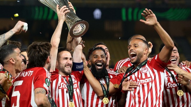 CONFERENCE LEAGUE. LIGA DA CONFERÊNCIA. TEMPORADA 2023.2024. FINAL. JOGO ÚNICO. PARTIDA ÚNICA. OLYMPIACOS. GRÉCIA. CAMPEÃO. FIORENTINA. ITÁLIA. VICE-CAMPEÃO.